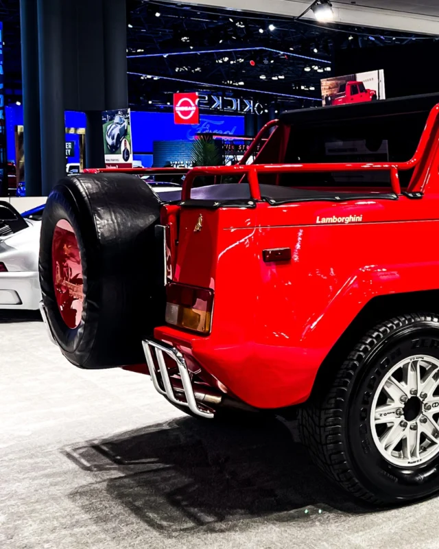 Your Black Friday deal just parked. 🖤🚗
Save 15% on NYIAS tickets with code 𝗕𝗙𝗦𝗔𝗩𝗘 - link in bio.

Offer valid on GA & Early Access tickets through Nov 30 at 11:59 PM.